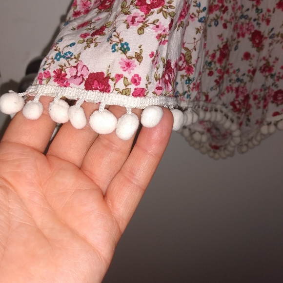 Floral romper - Picture 3 of 6